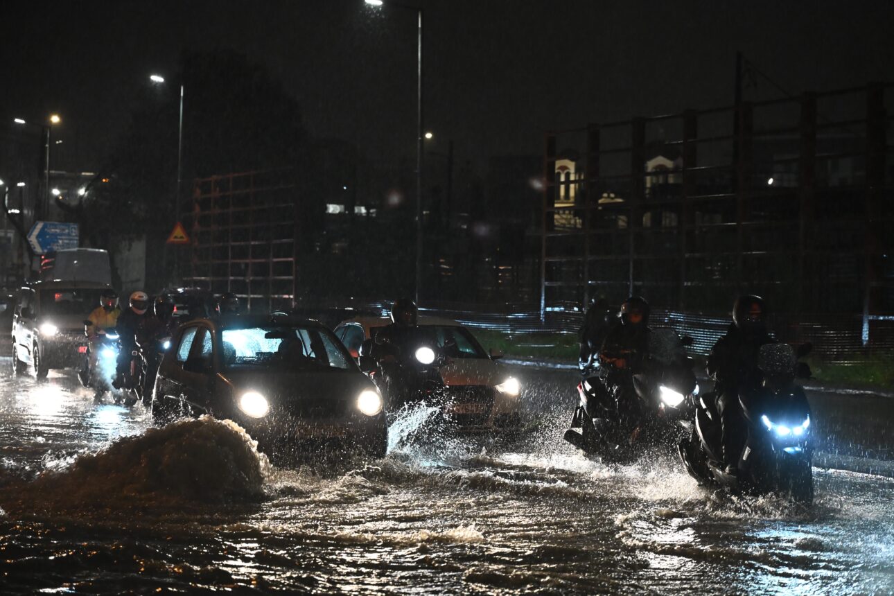 Κακοκαιρία Βyron: Ποιοι δρόμοι έκλεισαν στην Αττική