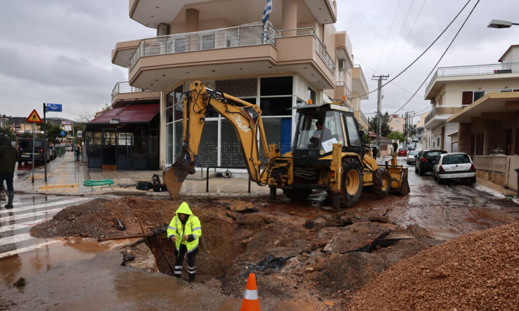 Κακοκαιρία «Byron»: Αυτοψίες σε Δ. Αττική για την καταγραφή των ζημιών