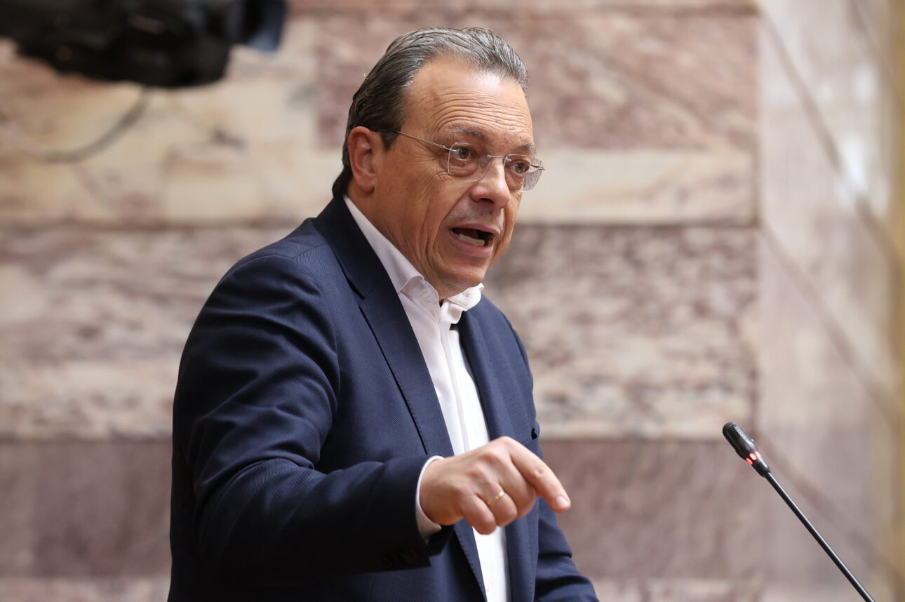 Φάμελλος στην ΚΟ του ΣΥΡΙΖΑ μετά τον εξώστη του «Παλλάς»: «Βάζουμε το πρόγραμμα πάνω από τις καρέκλες»