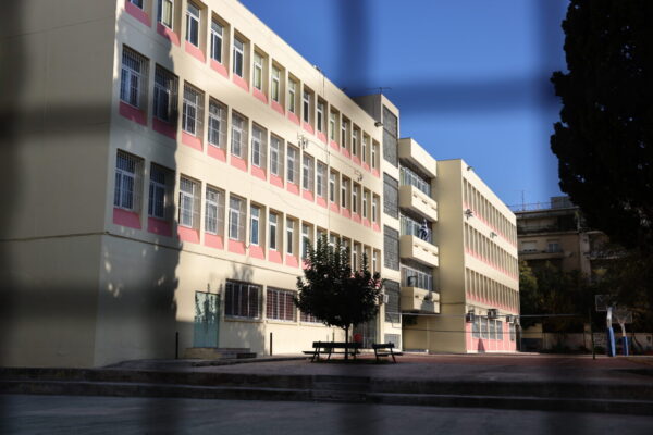 Κυψέλη: Αιματηρή συμπλοκή μεταξύ μαθητριών σε σχολείο