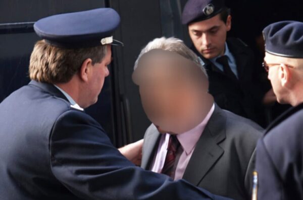 Μπλόκο στην κοκαΐνη των Χριστουγέννων: Χειροπέδες στον «Ελληνα Εσκομπάρ»