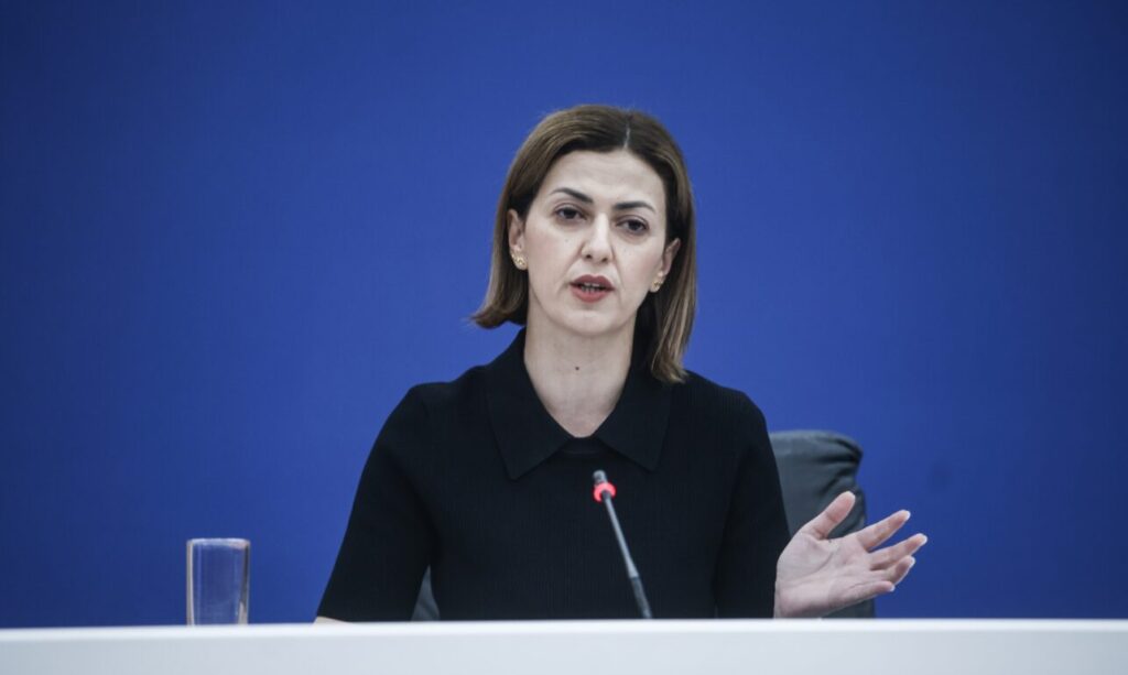 Αγαπηδάκη: Νέο πρόγραμμα για την αντιμετώπιση του αυτοτραυματισμού στους νέους