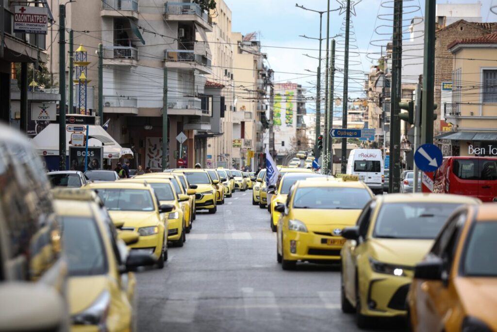 Χωρίς ταξί για τρίτη ημέρα η Αθήνα – Συγκέντρωση των απεργών στις 10:00
