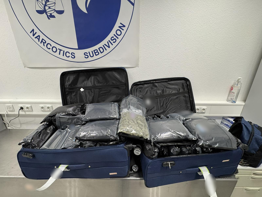 «Ελ. Βενιζέλος»: Τρεις γυναίκες προσπάθησαν να μεταφέρουν 72 κιλά κάνναβης στην Ιταλία