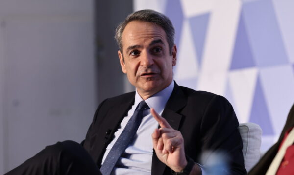 Τη Δευτέρα η δημόσια συζήτηση Μητσοτάκη – Κανέλλη που είχε αναβληθεί