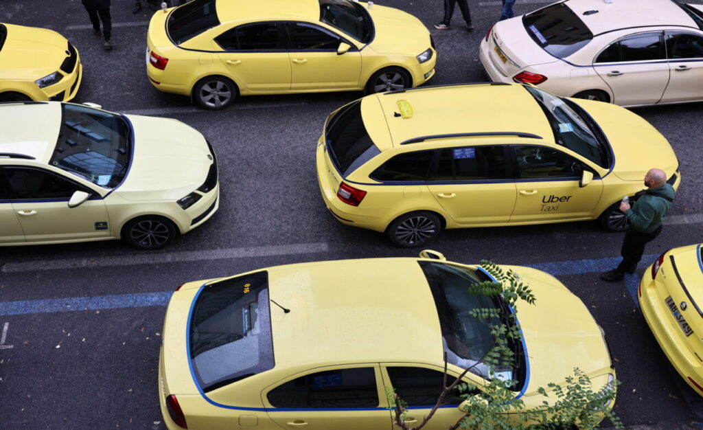 Απεργία ταξί: Τραβούν χειρόφρενο Τρίτη και Τετάρτη – τα αιτήματα