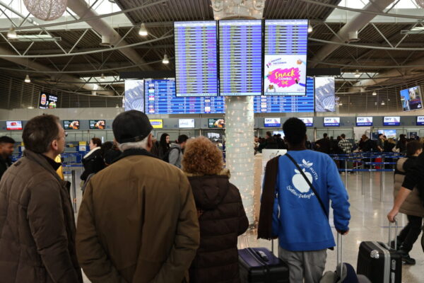 &Delta;ή&mu;&alpha;&sigmaf; &gamma;&iota;&alpha; &mu;&pi;&lambda;&alpha;&kappa;ά&omicron;&upsilon;&tau; &sigma;&tau;&omicron; FIR &Alpha;&theta;&eta;&nu;ώ&nu;: &Nu;&alpha; &pi;&alpha;&rho;&alpha;&iota;&tau;&eta;&theta;&epsilon;ί &omicron; &delta;&iota;&omicron;&iota;&kappa;&eta;&tau;ή&sigmaf; &tau;&eta;&sigmaf; &Upsilon;&Pi;&Alpha;