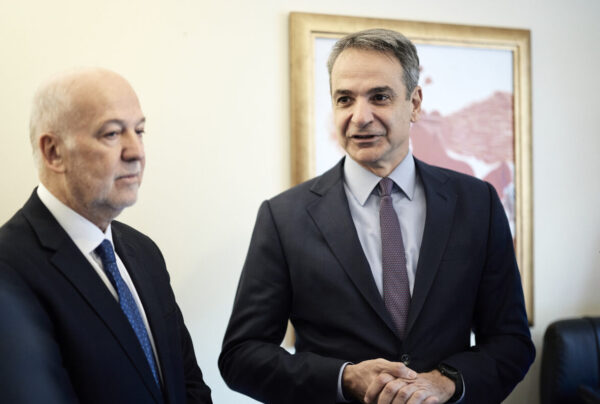 &Psi;&eta;&phi;&iota;&alpha;&kappa;ό&sigmaf; &delta;&iota;&kappa;&alpha;&sigma;&tau;&iota;&kappa;ό&sigmaf; &phi;ά&kappa;&epsilon;&lambda;&omicron;&sigmaf;: &Tau;&iota; &epsilon;ί&nu;&alpha;&iota;, &pi;ώ&sigmaf; &lambda;&epsilon;&iota;&tau;&omicron;&upsilon;&rho;&gamma;&epsilon;ί &kappa;&alpha;&iota; &tau;&iota; &epsilon;&pi;&iota;&tau;&upsilon;&gamma;&chi;ά&nu;&epsilon;&tau;&alpha;&iota; &mu;&epsilon; &tau;&eta;&nu; &epsilon;&phi;&alpha;&rho;&mu;&omicron;&gamma;ή &tau;&omicron;&upsilon;