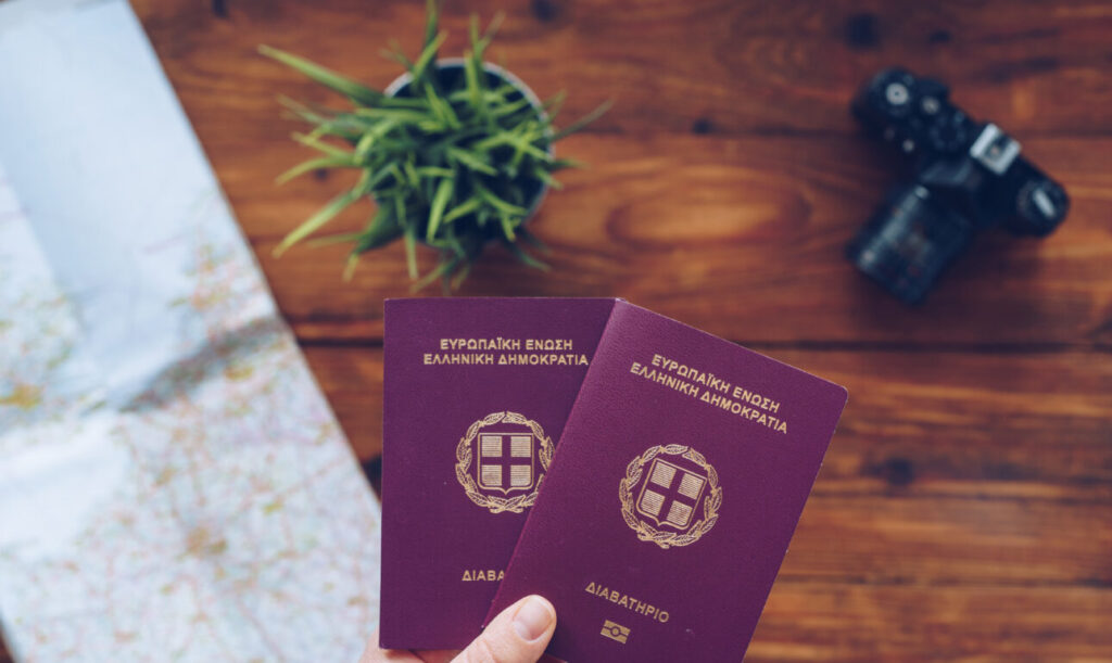 Το ελληνικό διαβατήριο παραμένει στα κορυφαία του κόσμου και το 2026