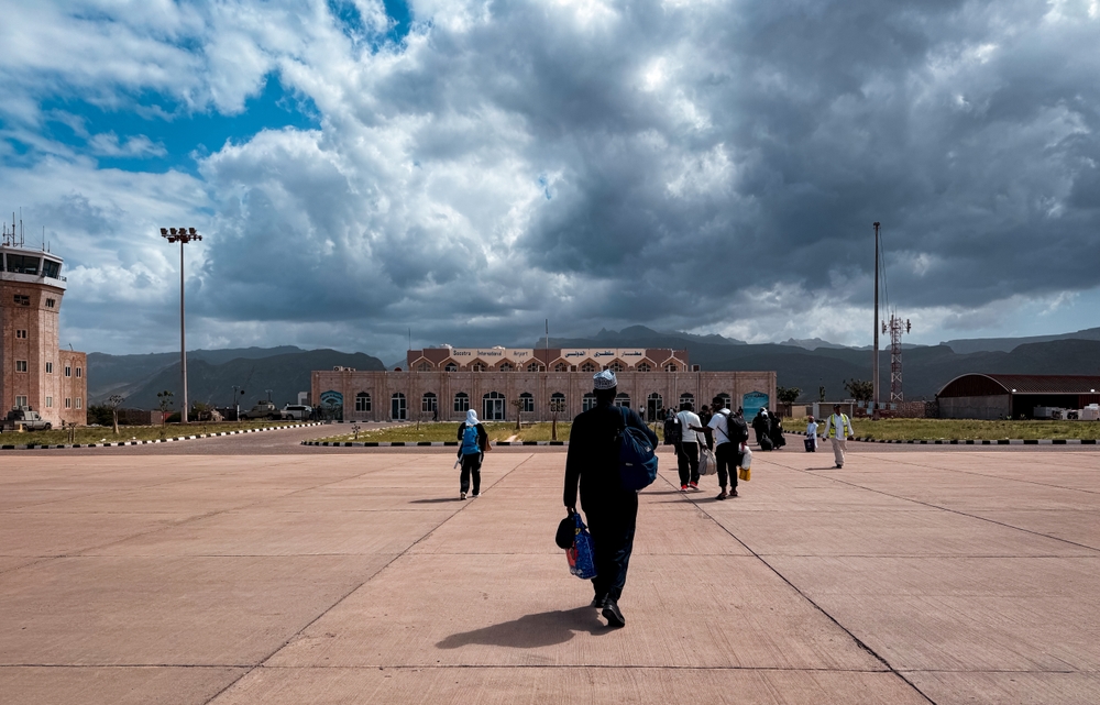 Εκατοντάδες τουρίστες εγκλωβισμένοι στη Σοκότρα της Υεμένης, λόγω των συγκρούσεων